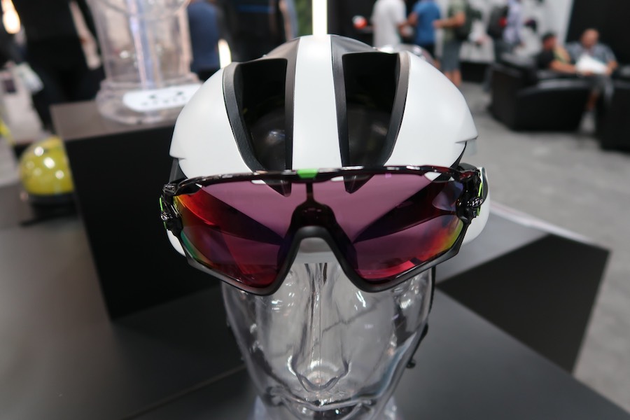 Oakley ARO3 Cycling Helmet Front