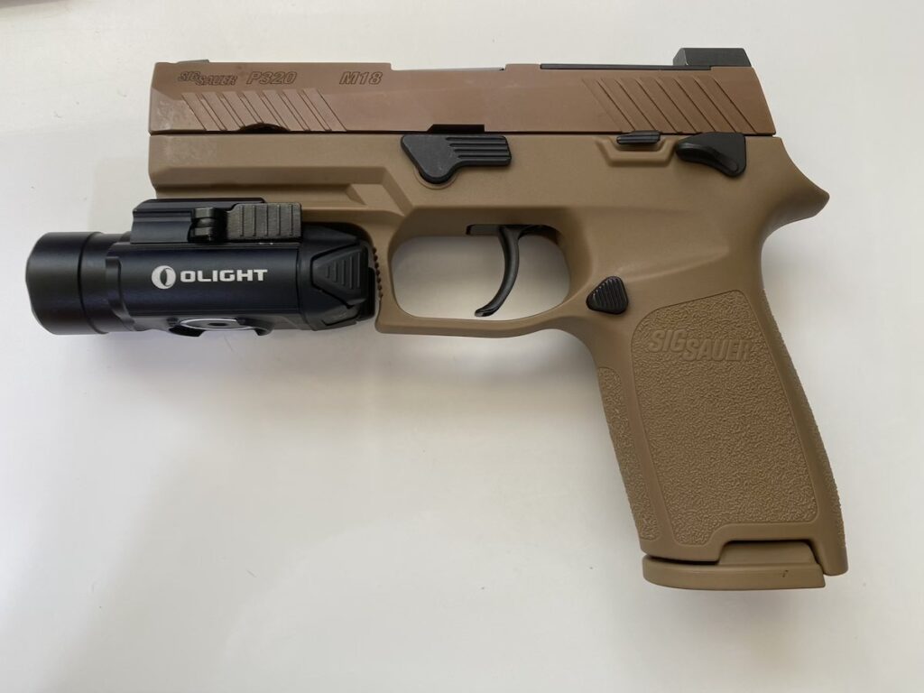 Sig Sauer P320 M18 with Olight PL-Pro Valkyrie