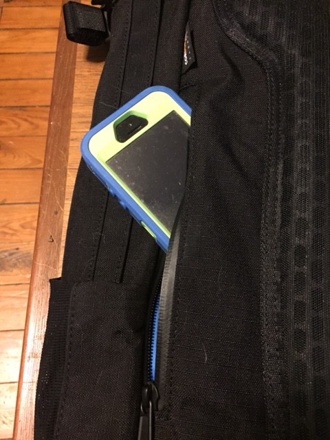 TimBuk2-Especial-Tres-back-pocket-e1459784553936
