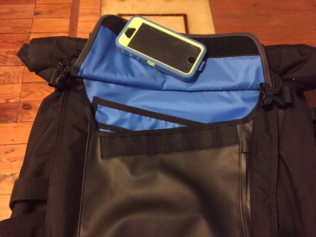 TimBuk2-Especial-Tres-Backpack-Flap-pocket