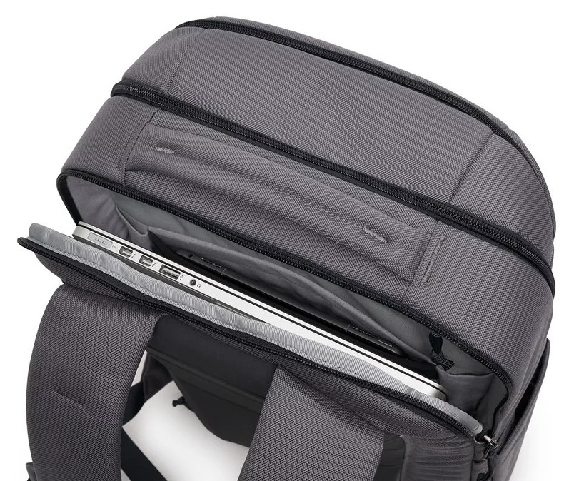YETI Crossroads Backpack 23 with a 15.5 Laptop Section